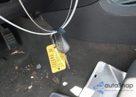 2014 Ford Mustang V6 из США, поврежденный, VIN 1ZVBP8AMXE5250096